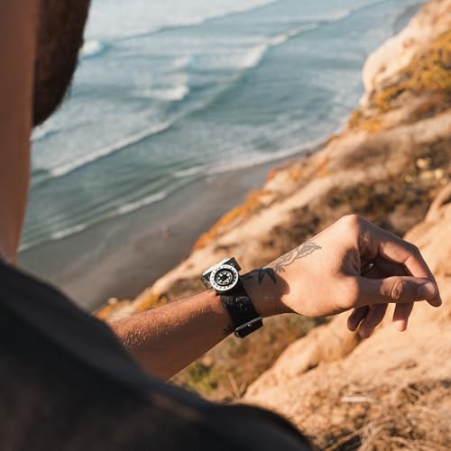 Micro Orienteering Wrist Compass - Durable & Lightweight Design