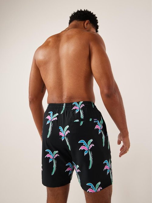 Chubbies Lined Men's Swim Trunks 7 Inch - Comfortable Swim Shorts with Elastic Waist & UPF 50+ Protection