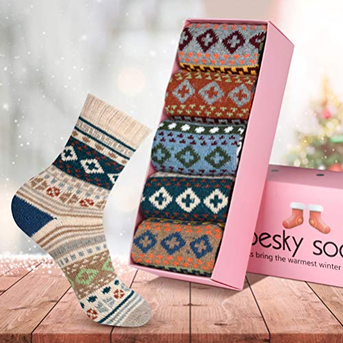 Women's Warm Fuzzy Socks - Cozy Thermal Winter Hosiery - Multicolor 07