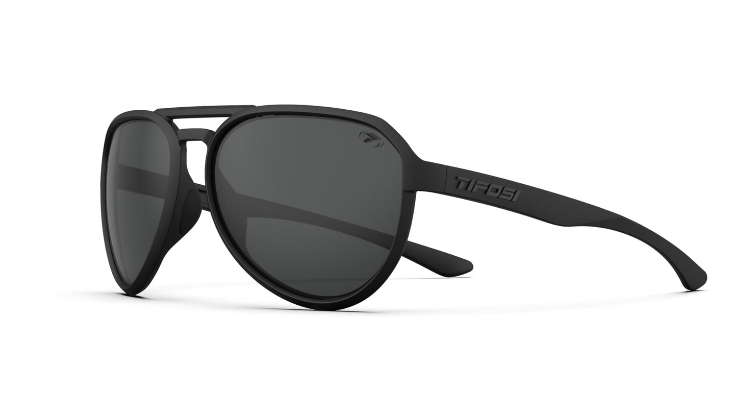 Tifosi Optics Selca Sunglasses (Blackout (Smoke))