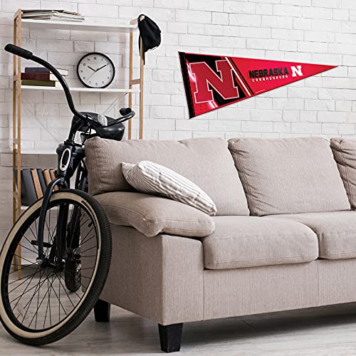 Nebraska Cornhuskers 12" x 30" Felt Wall Décor Pennant