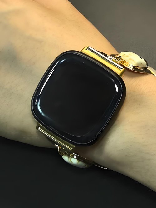 FTWIND Compatible for Fitbit Versa 3/4 Sense 2 Bracelet Band Women, Golden heart-shaped buckle, Stylish Toggle Clasp Link Replacement Bands, Stone-Inlaid Jewelry Wristband, Cupid's arrow, Chain Strap
