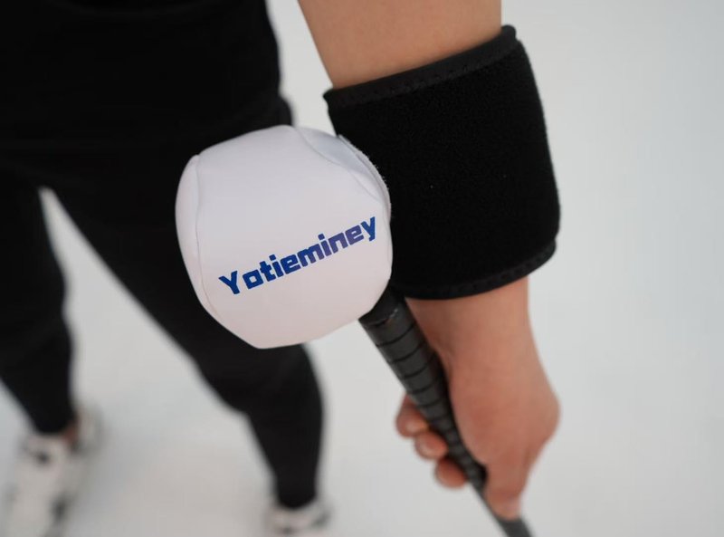 Yotieminey Golf Swing Trainer Aid Set with aoft Texture for Mastering Rhythm, Timing, and Consistency, Golf Wrist Strap with Training Ball