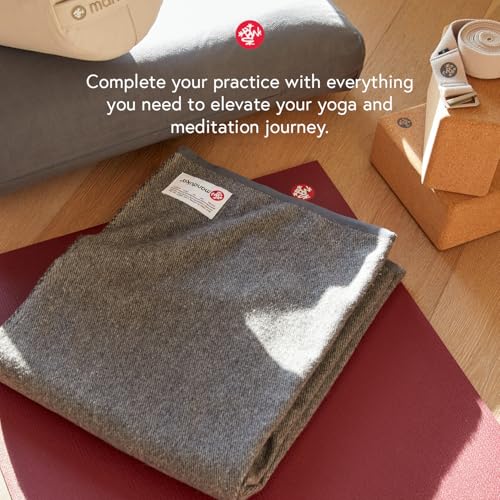 Eco-Friendly Yoga Mat Carrier - Hands-Free Commuter in Black