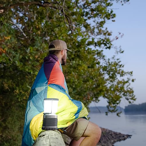 UST 30-Day Duro 1000 LED Lantern – 1000 Lumen, IPX4, Aluminum Outdoor Light