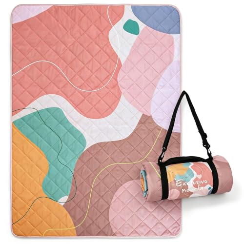 Exclusivo Mezcla Extra Large Waterproof Foldable Picnic Blanket - Abstract Red 60x80"