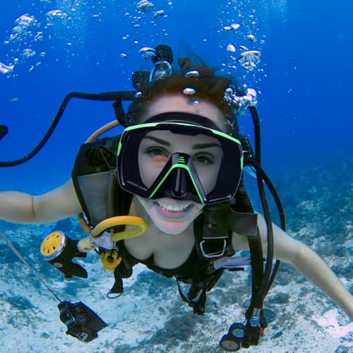 Diving Mask Snorkel Goggles with Nose Cover - Green