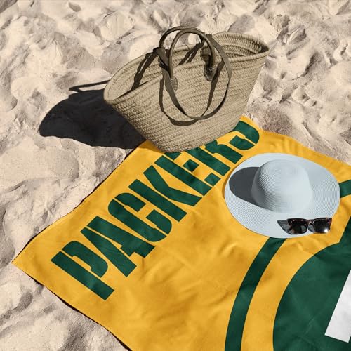 Green Bay Packers Microfiber Beach Towel - 30 x 60 Inches, Quick Dry, Sand Resistant, Lightweight, Incisor Design