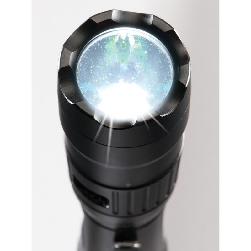 Pelican 7600 Rechargeable Tactical Flashlight (Black)