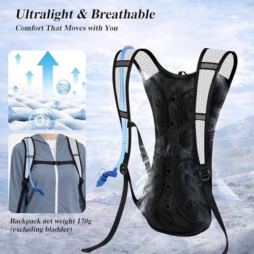 Lightweight Hydration Backpack 2 Pack with 2L Bladder - Black