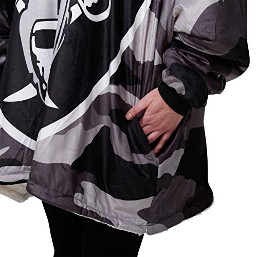 Las Vegas Raiders Reversible Oversized Sherpa Hoodie - Camo