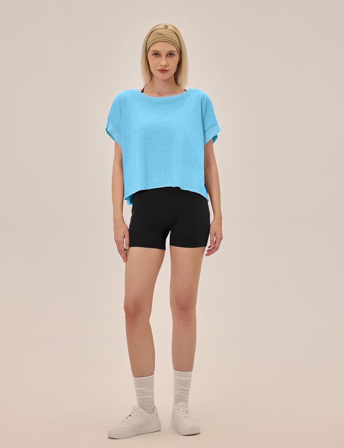 UNIANKIYA Open Back Workout Tops - Loose Fit Athletic Crop Tee for Gym & Yoga | Short Sleeve, Stylish Design