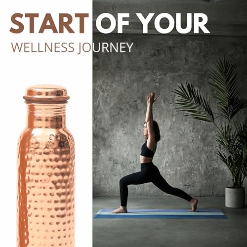 Pure Copper Water Bottle 32 Oz with Hammered Finish, Leak-Proof with Canvas Bag & Brush