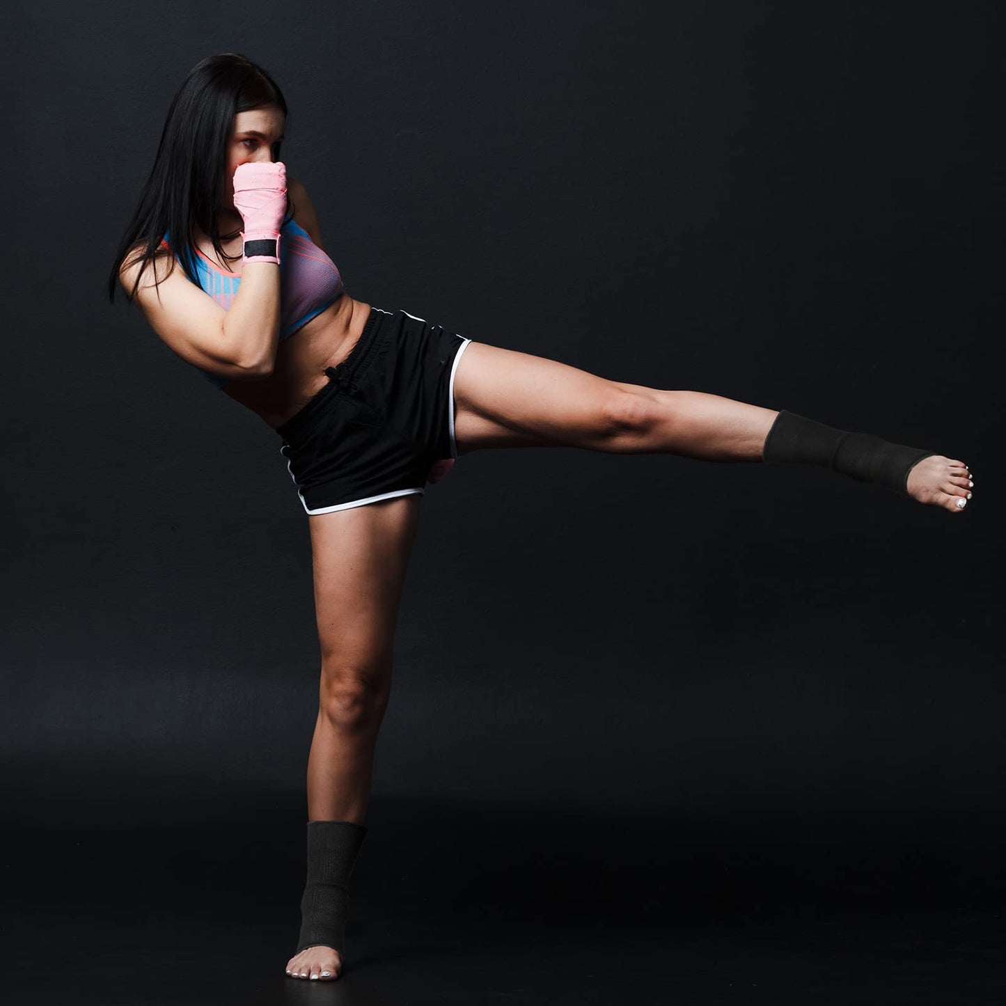 Geyoga 2 Pairs Muay Thai Ankle Support Compression Ankle Sleeve Boxing Foot Braces for Men Breathable Women Foot Wraps Support for Martial Arts Kickboxing Gym Running, L Size(Black)