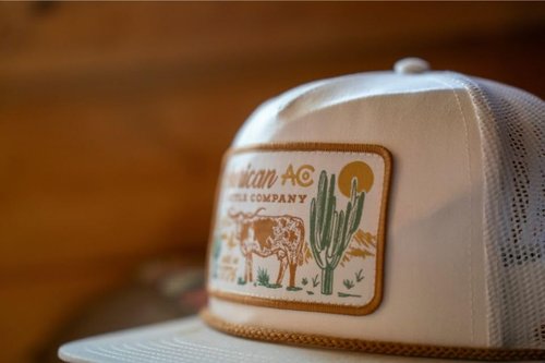 American Cattle Co. On The Range Adjustable Snapback Hat (US, Alpha, One Size, White)
