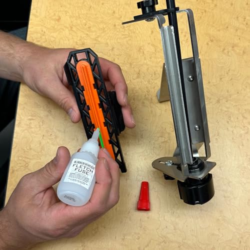 Fletch Fuse Instant Glue for Vanes, Feathers & Nocks - 1/2 oz