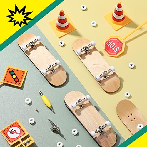 Fingerboard Wheels and Trucks Set - 8 Pcs in White, 34 mm Deck