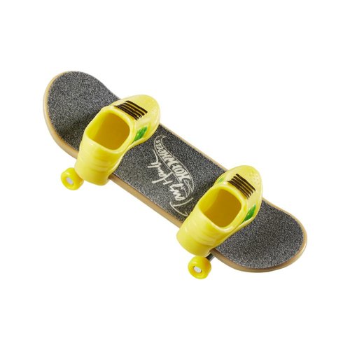 Mattel Hot Wheels Mini Skateboard with Shoes Assorted Models (HNG26)