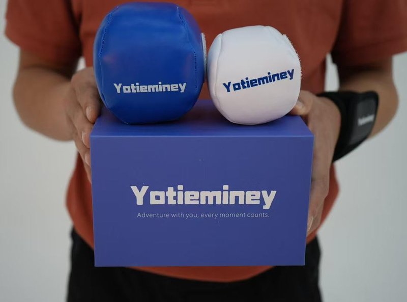 Yotieminey Golf Swing Trainer Aid Set with aoft Texture for Mastering Rhythm, Timing, and Consistency, Golf Wrist Strap with Training Ball