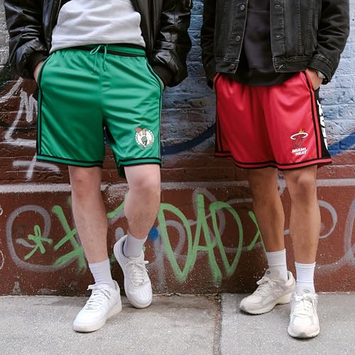 NBA Official Super Soft Air Mesh Basketball Shorts - Chicago Bulls Large