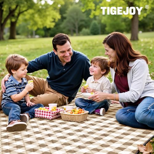 Extra Large Waterproof Picnic & Beach Blanket 80''x118'' Beige - Thick Padding, Portable & Easy to Clean