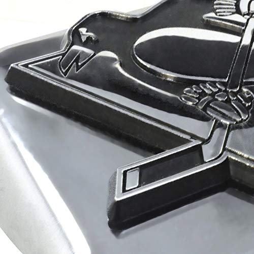 NHL Detroit Red Wings Chrome Hitch Cover - Fits 2" Hitches