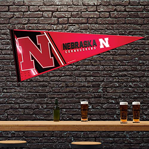 Nebraska Cornhuskers 12" x 30" Felt Wall Décor Pennant