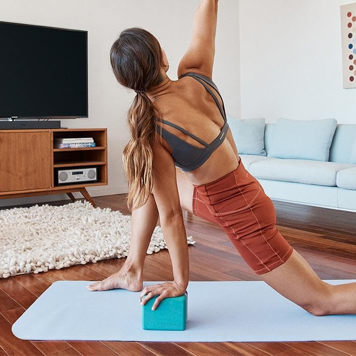 Manduka Begin Yoga Mat Black 68 x 24 Inch Reversible Cushioning for Beginners
