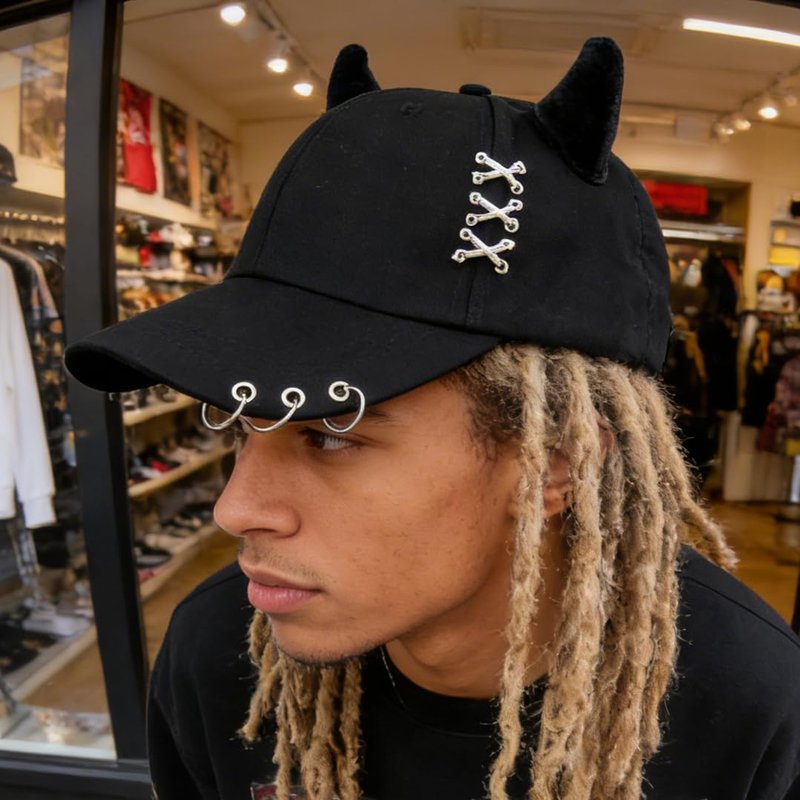 Trendy Adjustable Trucker Hat with Devil Horns, Metal Ring Casual Baseball Cap Women Men, Breathable Cotton K-pop Cap (Black, ONE Size)
