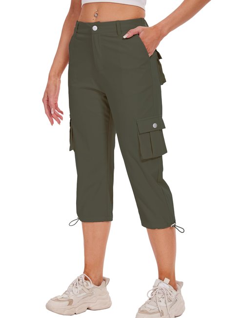 DAOAO Cargo Capris for Women Hiking Pants Casual Summer Quick Dry Outdoor Travel Pull On Capri with 6 Pockets Green L