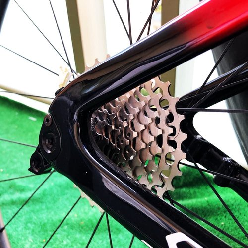 JFOYH Ultralight 11 Speed Cassette for Road Bike 11-32T Compatible with Shimano and Sram Standard HG Hub Driver, Original Gift Box Packing-Silver