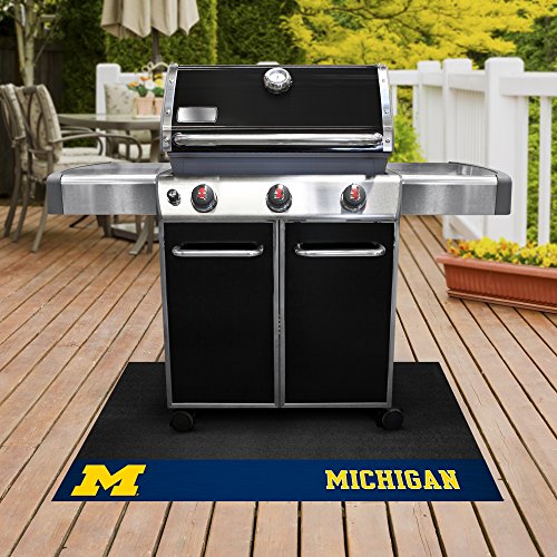 Michigan Wolverines Grill Mat - 26" x 42" - Black