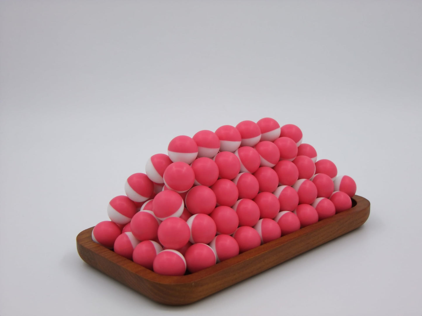 68 Cal(1% OC+4% PAVA) Pepper Balls,Nanometer Scale Ultrafine Powder,Fracture Groove Design,Laser Welding No Leakage,Pepper powder Balls,pepper Self Defense Balls,Compatible.68 Cal Pepper Ball launcher