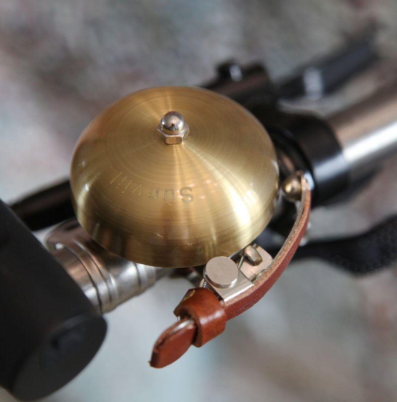 Sunviil Bike Bell Brass Bicycle Bell Produces a Clear resonant Sound, with Leather Finger Protection, Suitable for Handle 22.2-31.8mm City Bike Cruiser Road Bike Mountain Bike