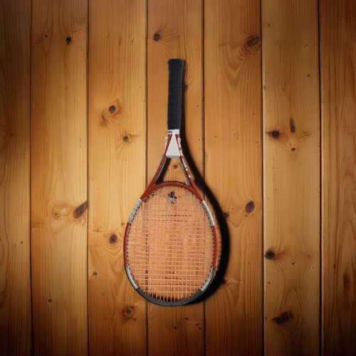 Wall Mount Tennis Racket Holder, 2PCS Storage Hooks for Rackets Stylish Appearance – Universal Wall Mounted Display Stand for Garage, Bedroom, Gym, Home – Tennis Gift Idea