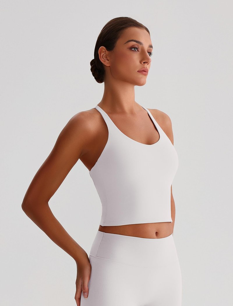 Workout Tops for Women with with Built in Bra Sleeveless Strappy Yoga Pilates Top Camisole Athletic Gym Tops White Small