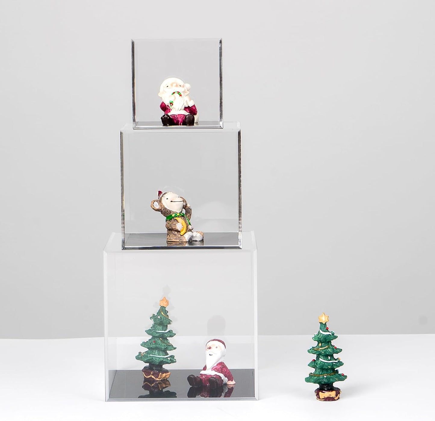 Skiennix Clear Acrylic Display Box - Dustproof Storage Organizer for Collectibles | 3x3 Inch