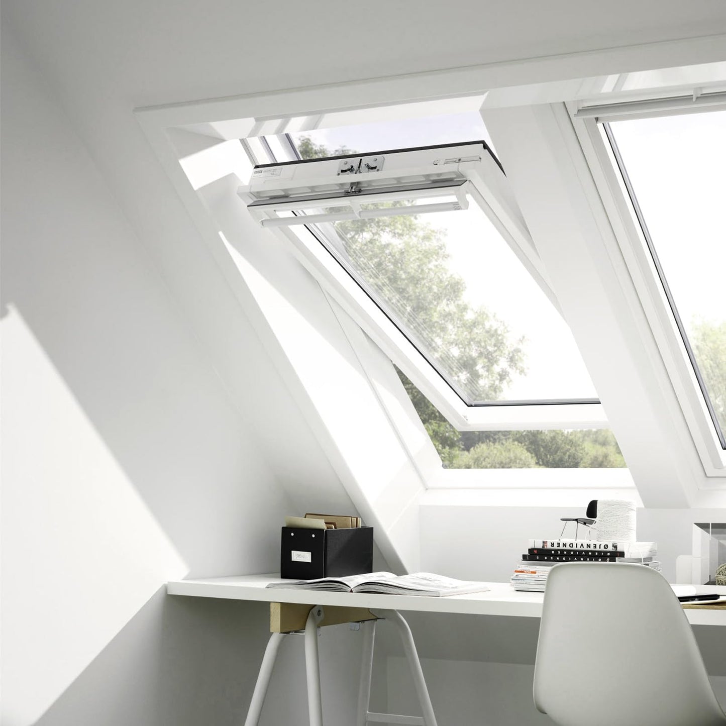 SOON AFTER White Peel and Stick Wallpaper Solid White Contact Paper Matte Self Adhesive Waterproof Vinyl Roll for Wall Coverings,Cabinets,Countertops,Bedroom,Kitchen 15.7"x118"