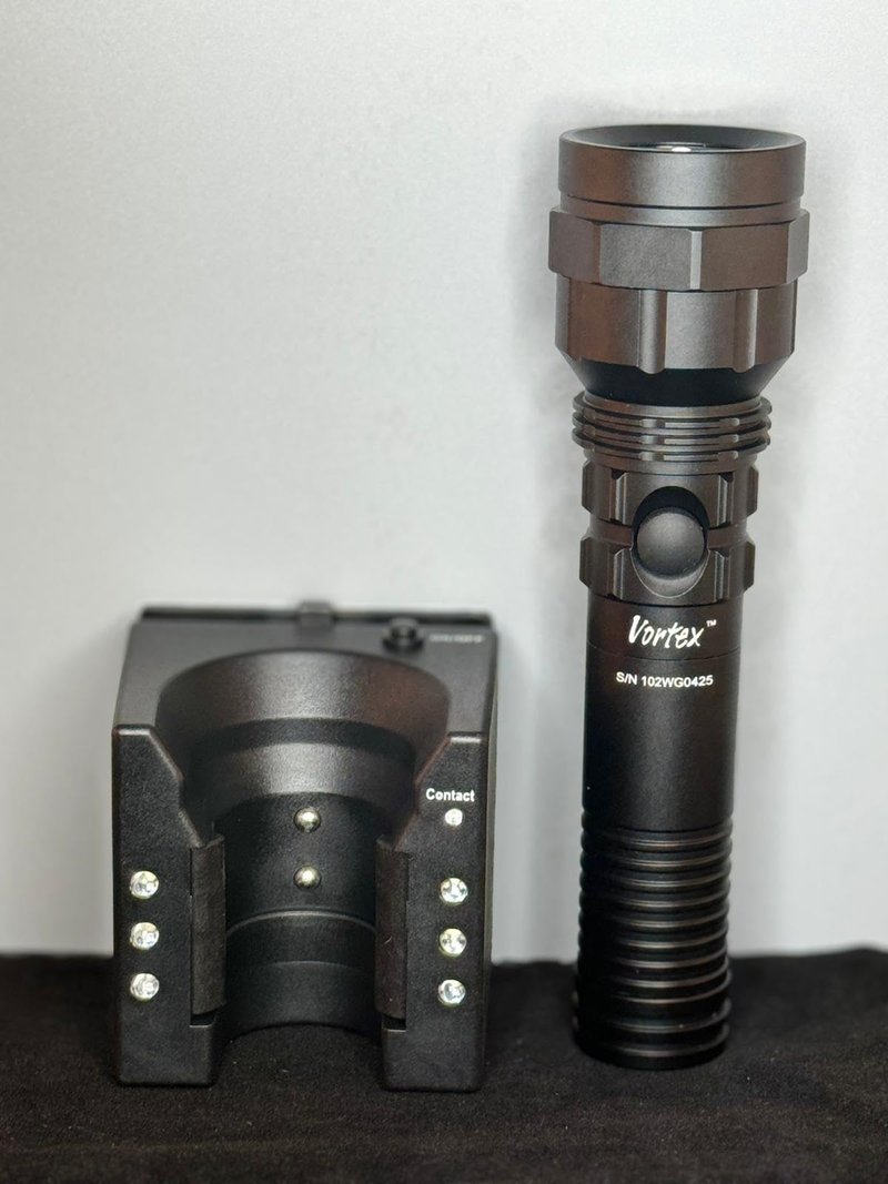 Vortex TM604 Emergency Powerful LED Wall Mount High Power 1745 Lumen 7/24 Stand By Tactical Function Car & Home Safeguard Security Flashlight