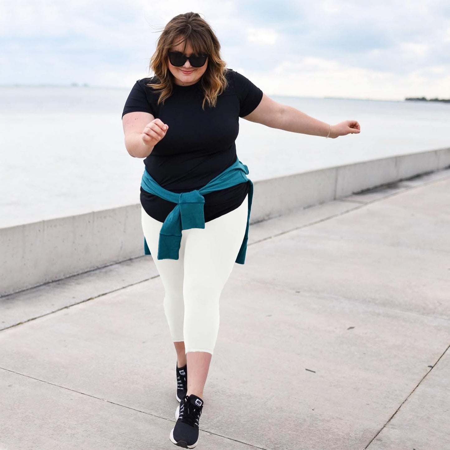 MOREFEEL Capri Plus Size Leggings for Women with Pockets-Stretchy XL-4XL Tummy Control High Waist Workout White Yoga Pants