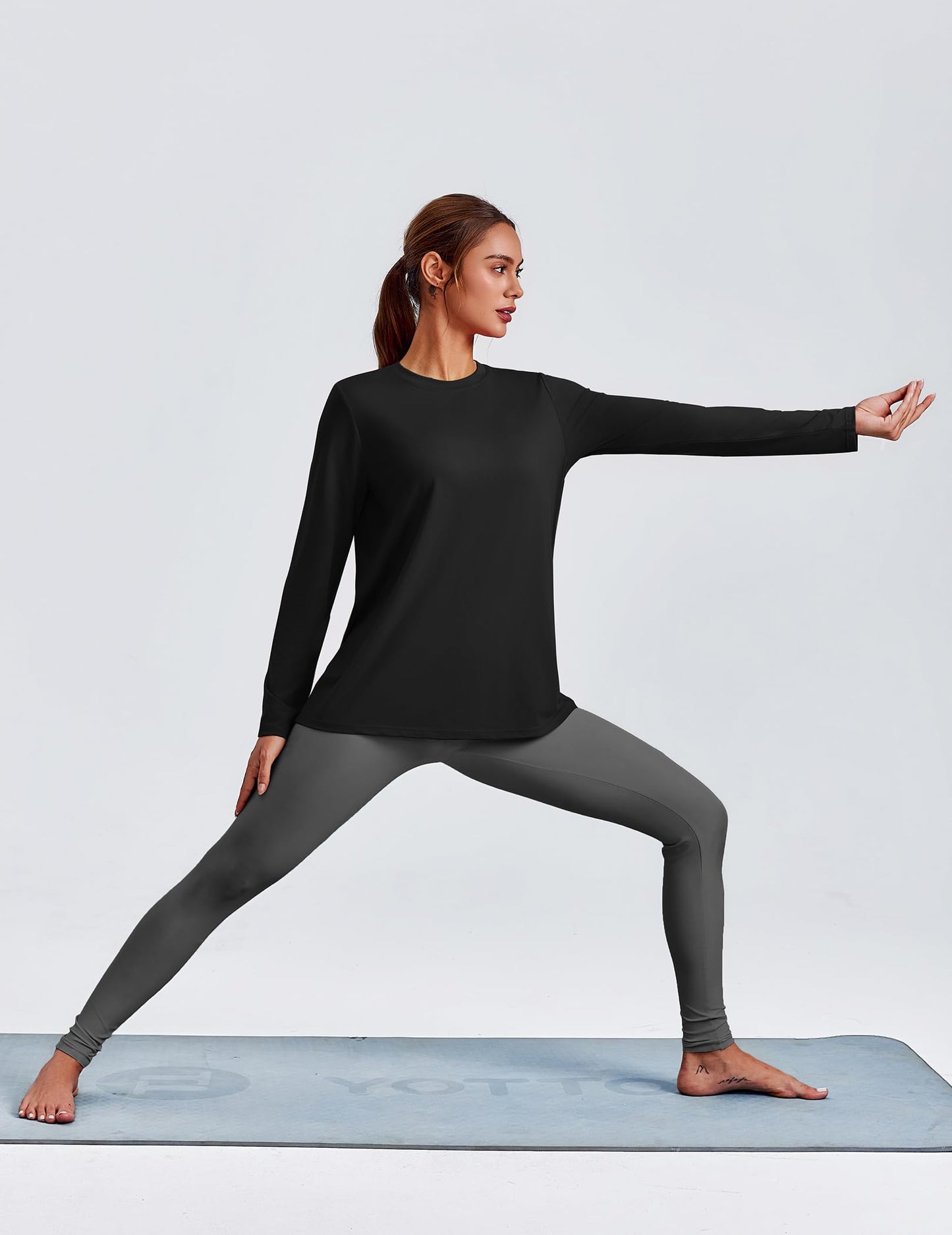 PINSPARK Long Sleeve Workout Tops for Women Solid Athletic Shirts Lightweight Yoga Shirt Stretchy Running Top Loose Fit, Black Large