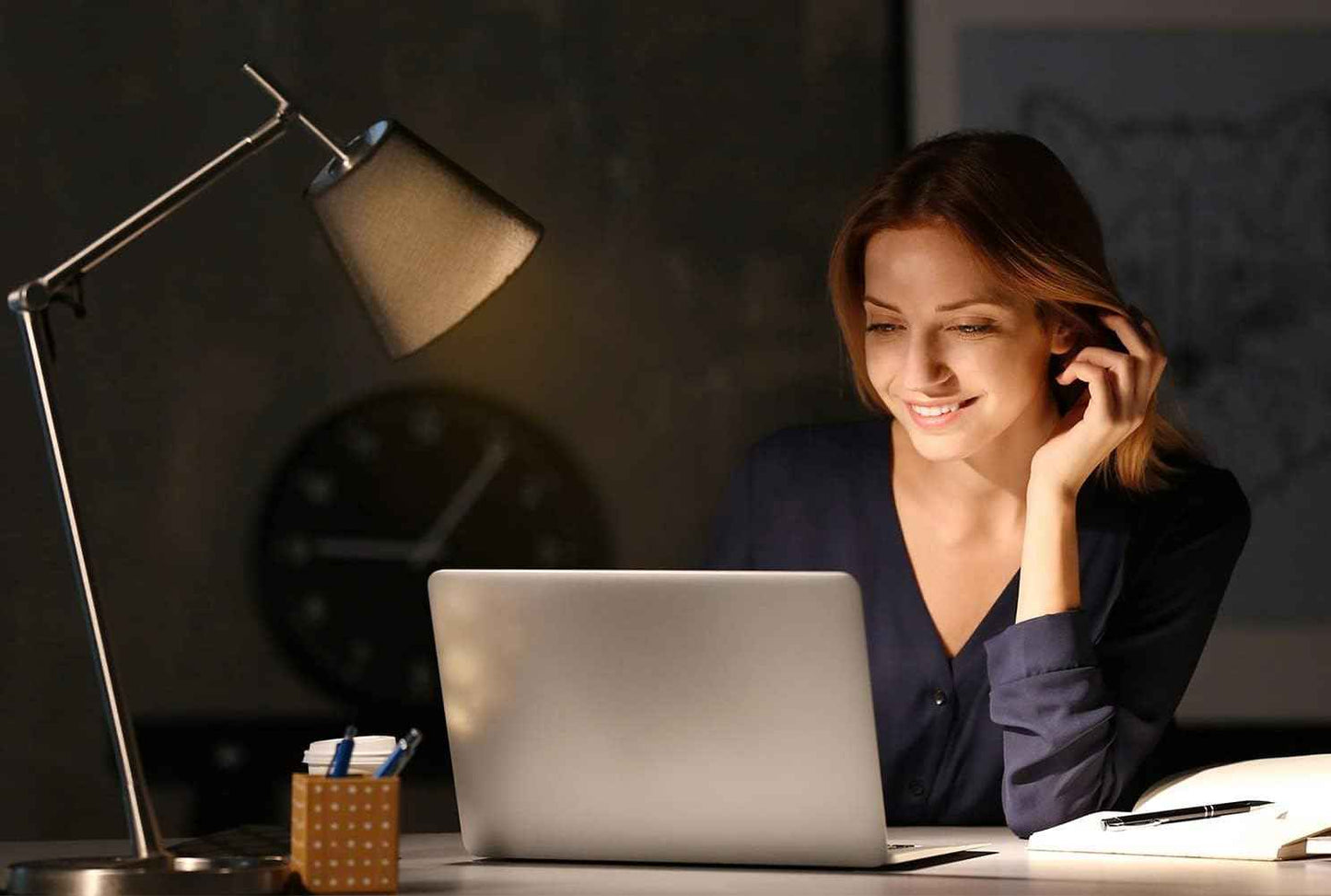 Full Spectrum Light Bulb, 5000K Natural Sunlight Bulb for Home, Dimmable LED Light Bulbs, 11W Equivalent 100W, A19 E26, Boosts Mood & Energy, 3 Pack