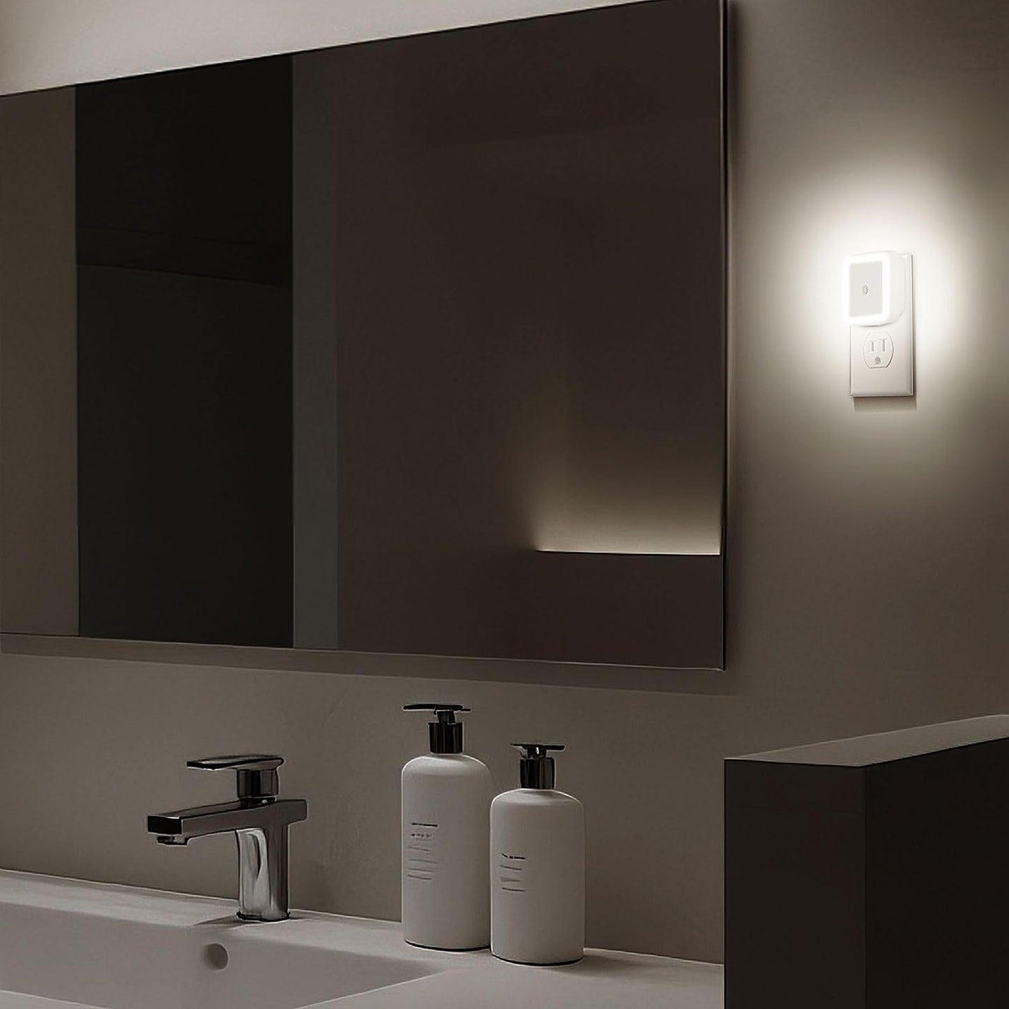 Amligy Night Light, 0.5W Daylight White LED Plug-in Night Light with Dusk to Dawn Sensor, Pack of 6 - Designed for Kids Room,Bedroom, Bathroom, Stairs, Kitchen