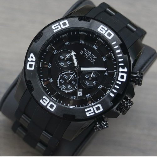 Invicta Men's Pro Diver Quartz Watch - Stylish Black Analog Display | Durable & Water-Resistant
