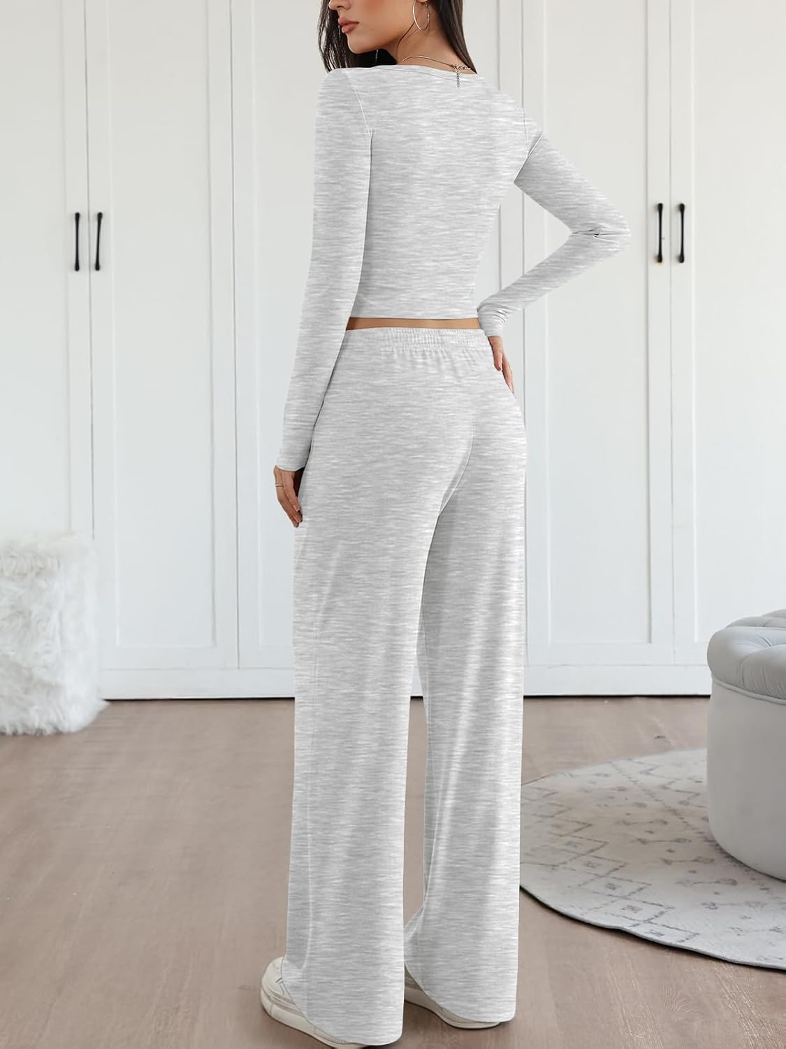 Trendy Queen 2 Piece Lounge Set for Women - Stylish Fall Fashion Travel Sweatsuit Outfit