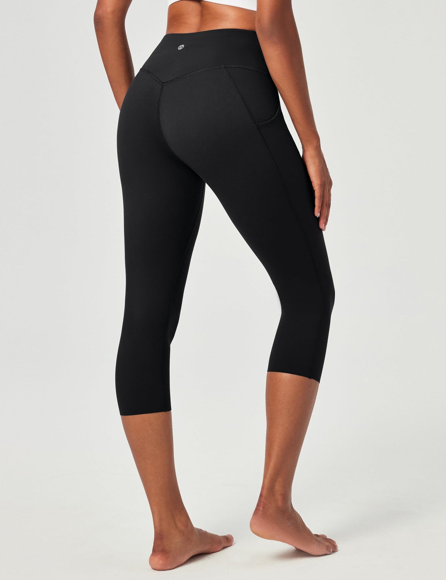 Heathyoga Buttery Soft Capri Leggings with Pockets for Women Tummy Control Capri Pants High Waisted Yoga Pants Women Black