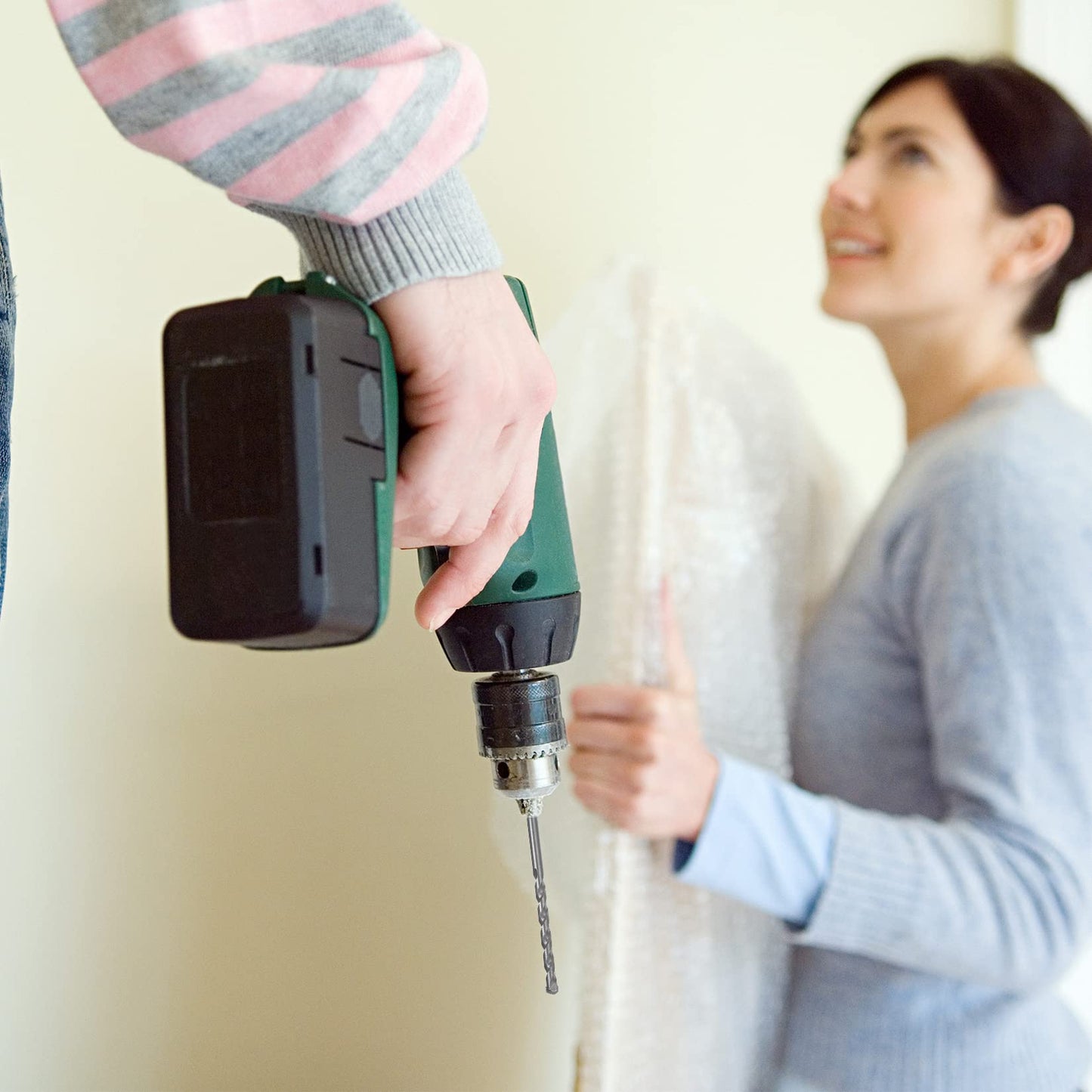 200 Pcs Conical Concrete Wall Anchors and Screws for Drywall, 10# Blue Conical Anchor and Self Tapping Screws, Includes 100 Pcs Drywall Anchors, 100 Pan Head Screw, 1 x Drill Bit (Blue)