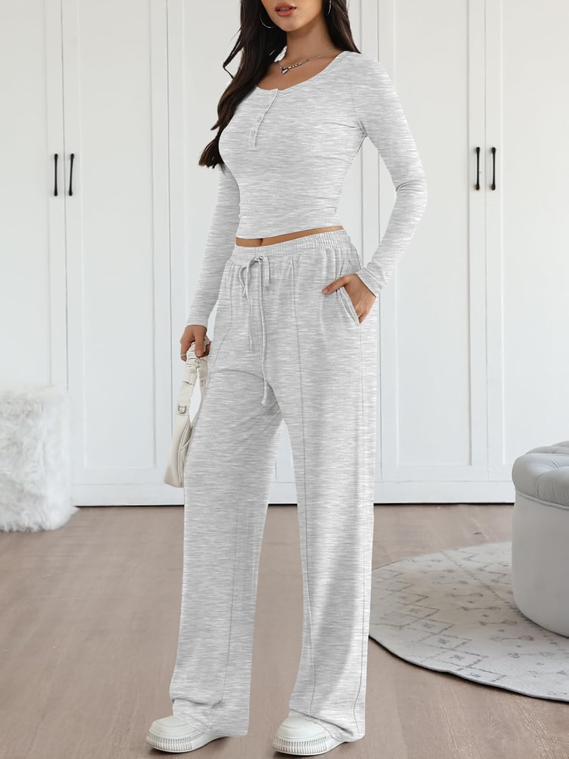 Trendy Queen 2 Piece Lounge Set for Women - Stylish Fall Fashion Travel Sweatsuit Outfit