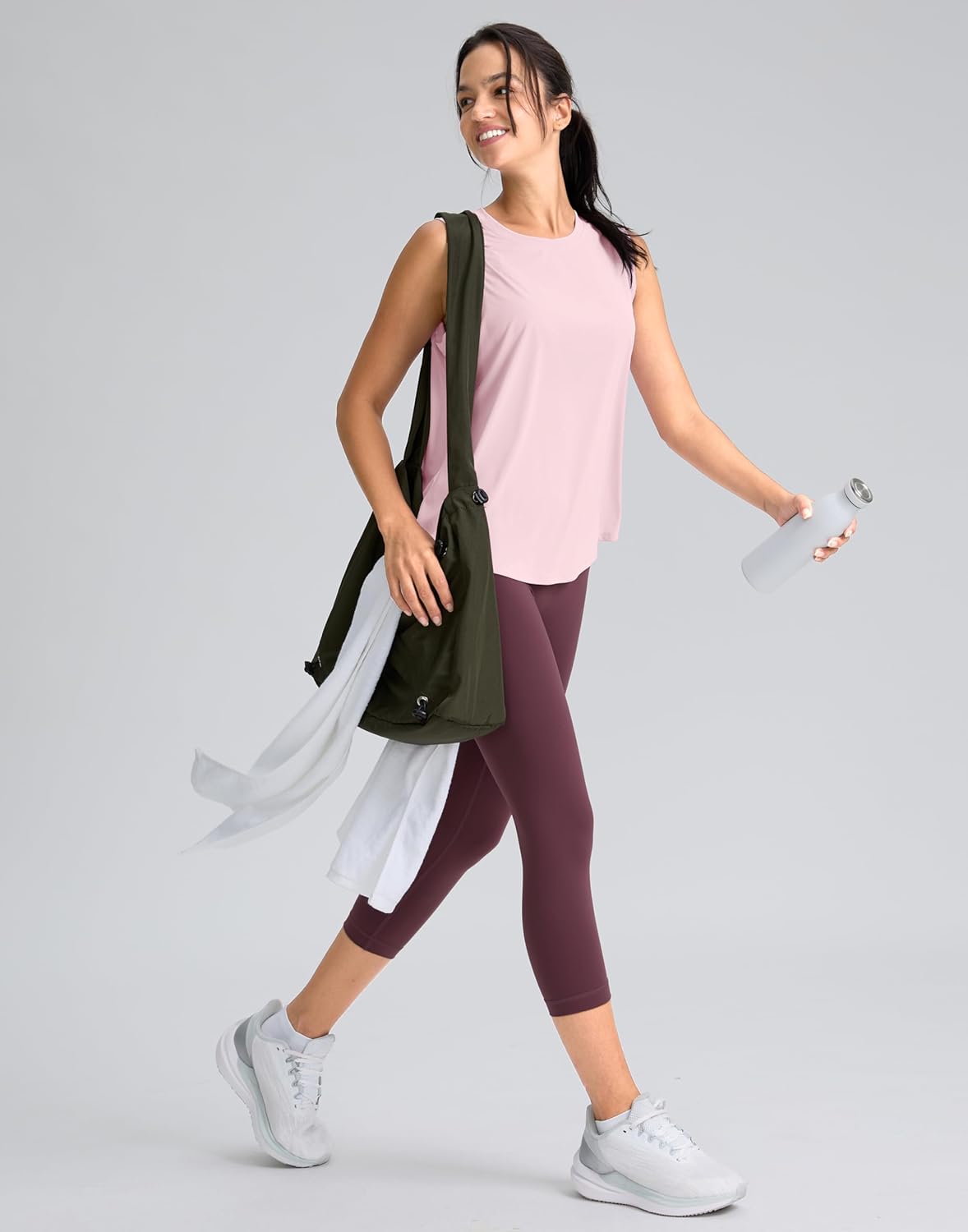 SANTINY Women's Sleeveless Workout Tops - Breathable Lightweight Athletic Yoga Tank | Perfect for Tennis & Running