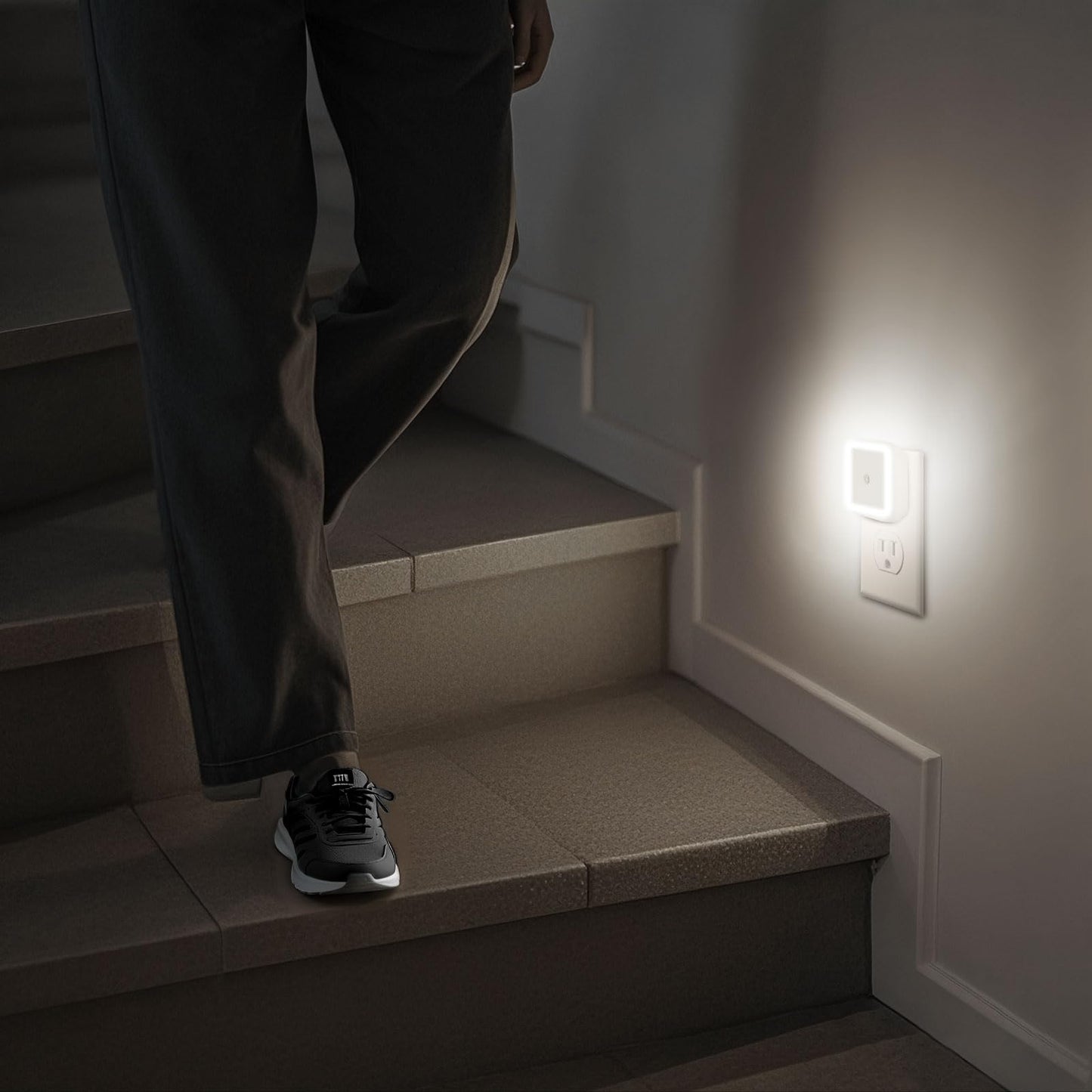 Amligy Night Light, 0.5W Daylight White LED Plug-in Night Light with Dusk to Dawn Sensor, Pack of 6 - Designed for Kids Room,Bedroom, Bathroom, Stairs, Kitchen